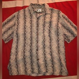 5/$25 Vintage Silk 100% Silk Button-Down Tee Size M